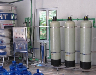 Quy trình sản xuất nước uống đóng bình